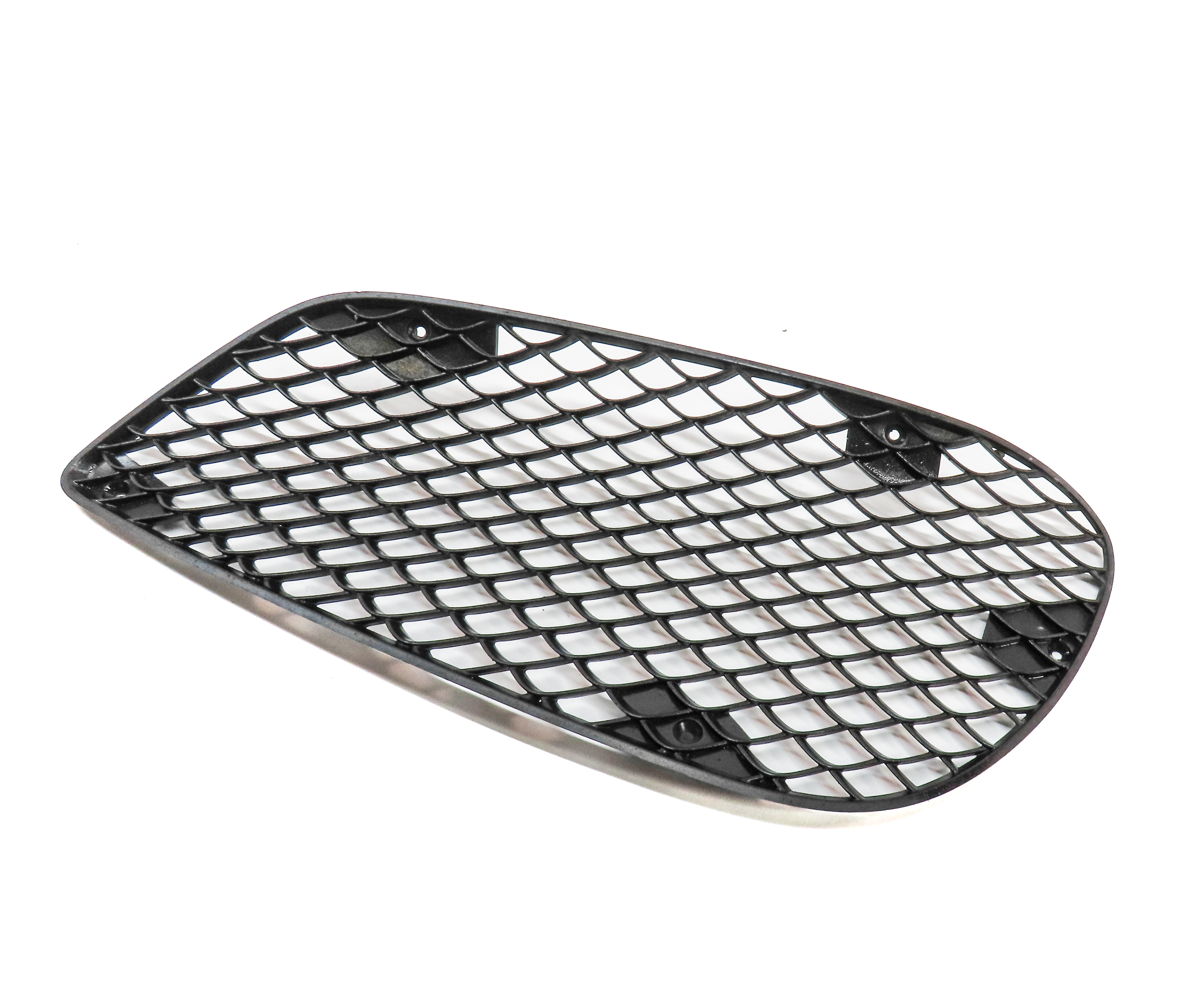 2014-2016 MERCEDES E-CLASS (W212) FRONT RIGHT PASSENGER LOWER BUMPER GRILLE TRIM — exact item pictured